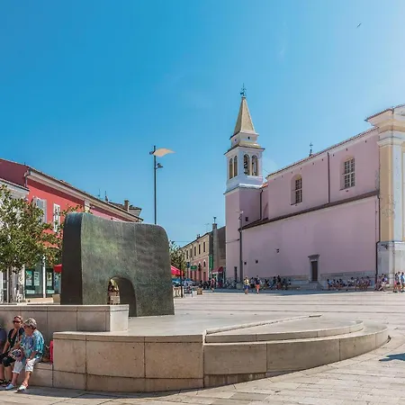 Prázdninový dům In With Wifi *