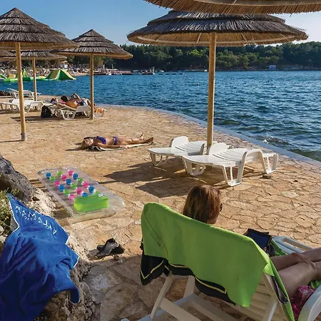 Prázdninový dům In With Wifi