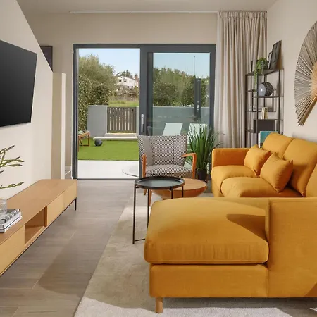 4 Bedroom Cozy In Porec